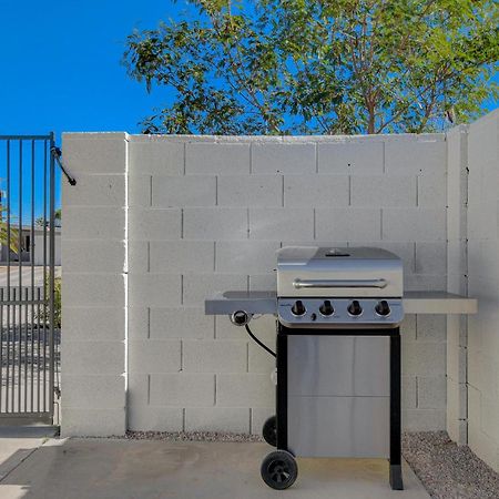 Lady Luck Oasis Large Pool Central Dogs Welcome Las Vegas Exteriör bild